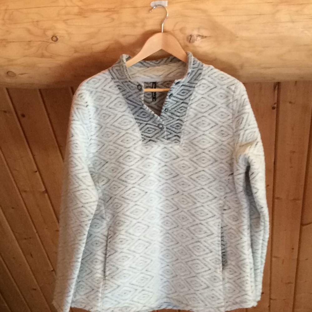 North River Pullover Sweater